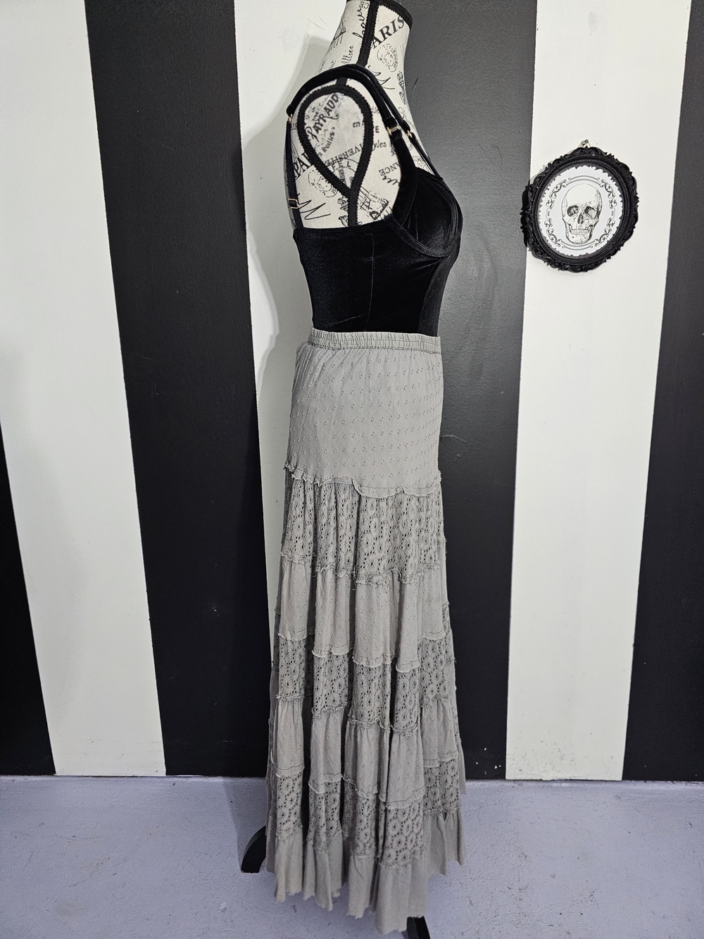 Saint Tropez West Gray Tiered Lace Maxi Skirt - Picture 2 of 5